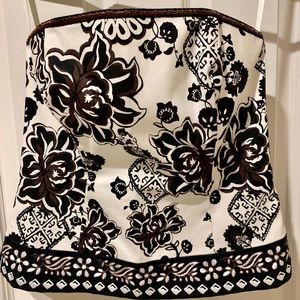 White House black market / Elegant but sexy strapless Ponte Bustier